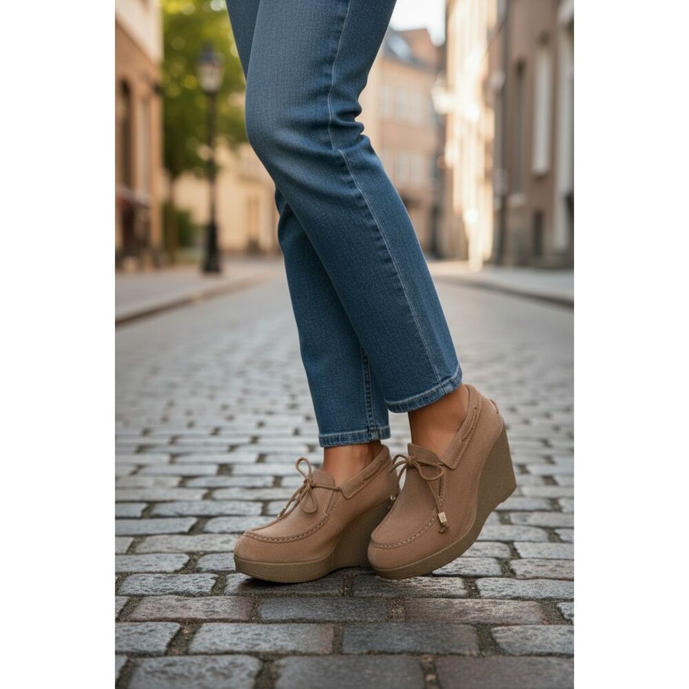 MiCHAEL Michael Kors Lace Up WOMENS 9.5 Wedge Booties Ankle Boots Leather Tan